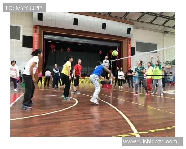 武汉排球队的团队协作之道：排球巨献背后的默契与拼搏精神